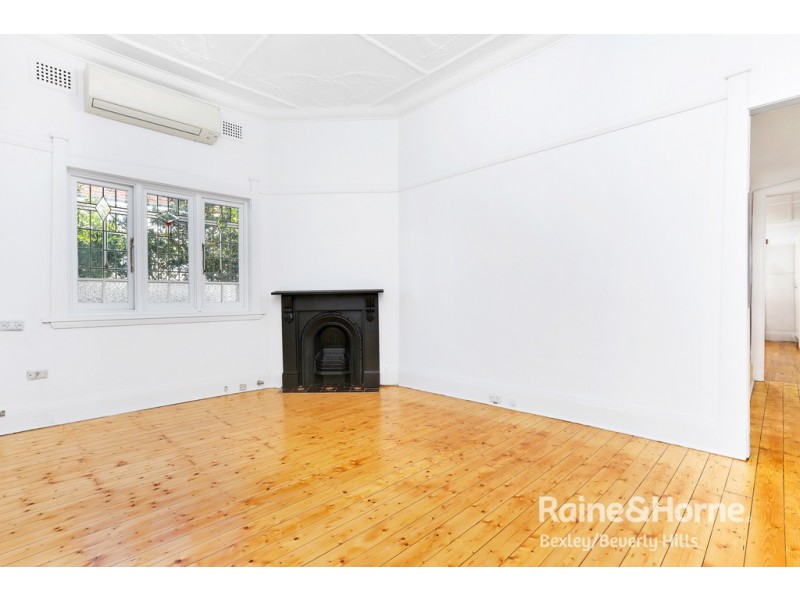 77 Wollongong Road, Arncliffe NSW 2205