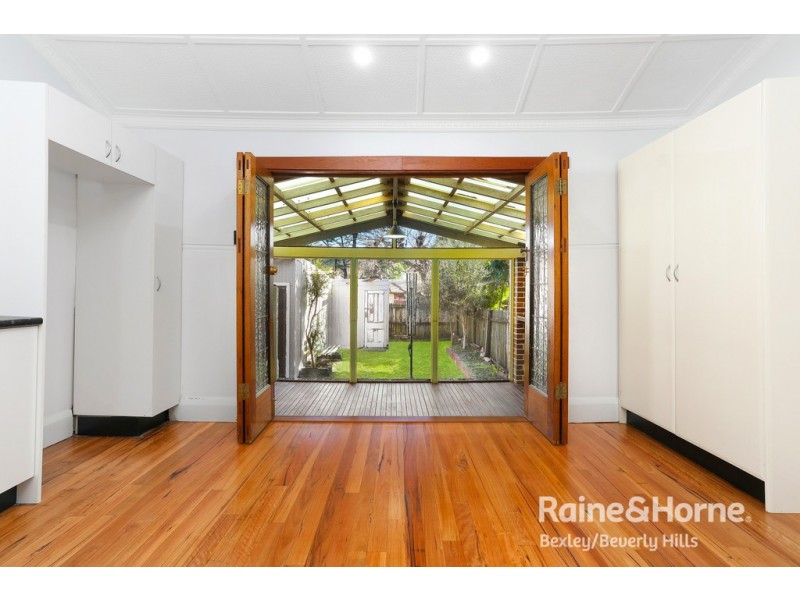 77 Wollongong Road, Arncliffe NSW 2205