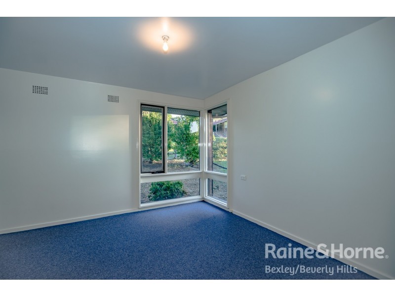 26 Davidson Road, Menai NSW 2234