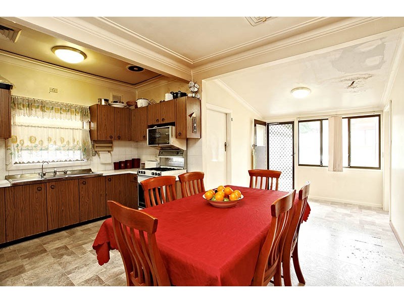 4 Merlen Crescent, Yagoona NSW 2199