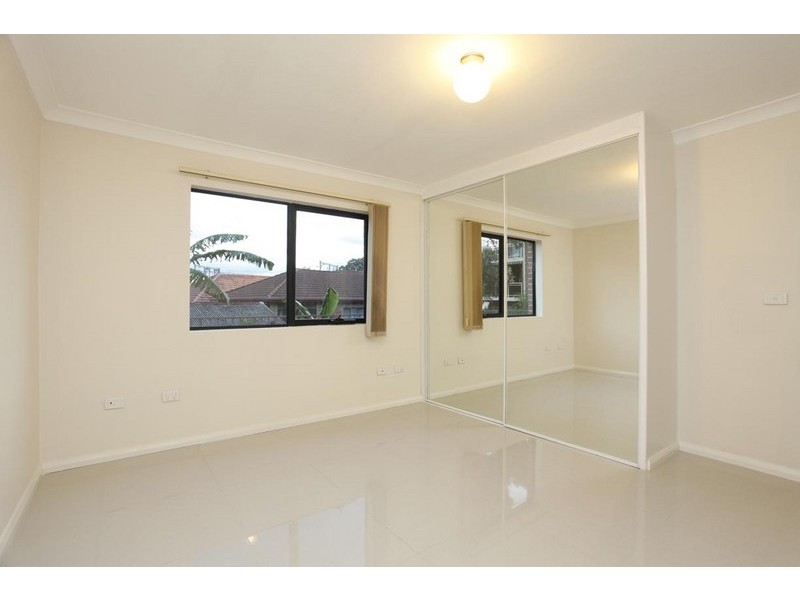 11/21 Weigand Ave, Bankstown NSW 2200