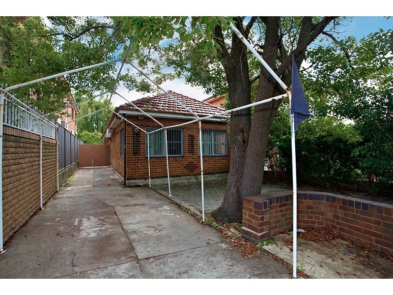17 Mount Street, Arncliffe NSW 2205