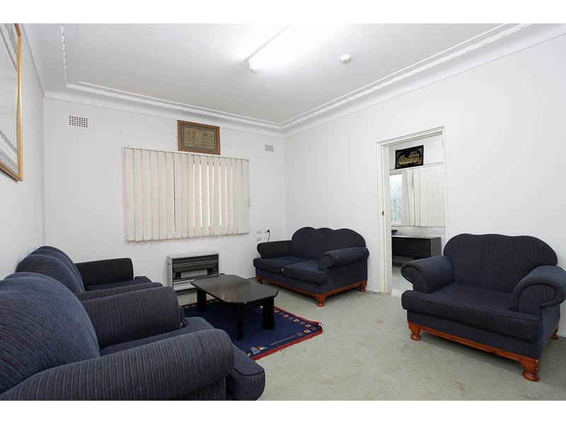 17 Mount Street, Arncliffe NSW 2205