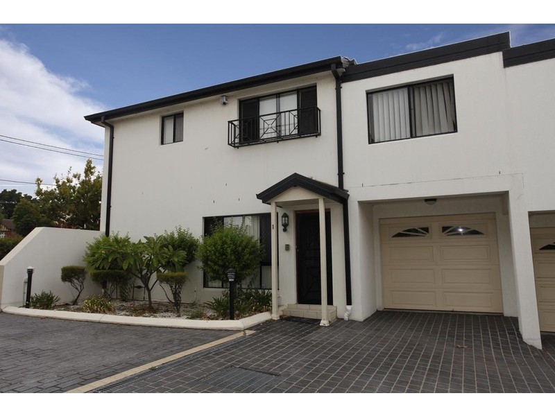 1/17 Eddystone Road, Bexley NSW 2207