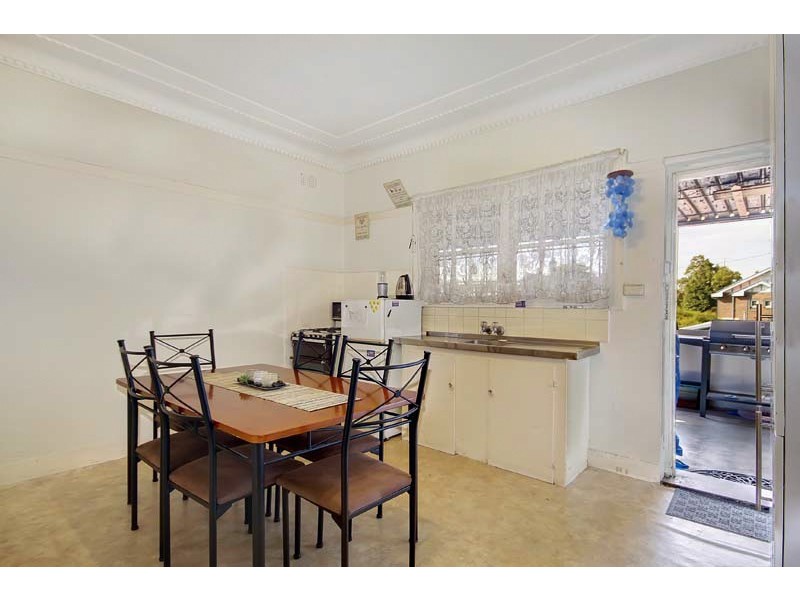 378 Forest Road, Bexley NSW 2207