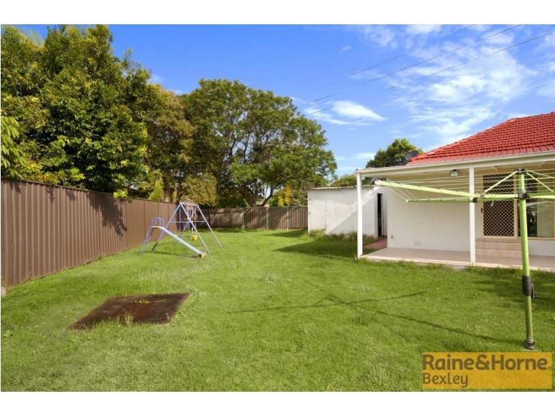 402 Stoney Creek Road, Kingsgrove NSW 2208