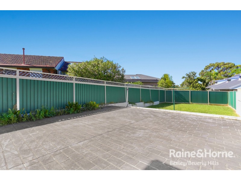 17A Rogers Street, Roselands NSW 2196