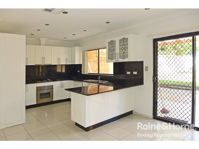 19 Ridgewell Street, Roselands NSW 2196