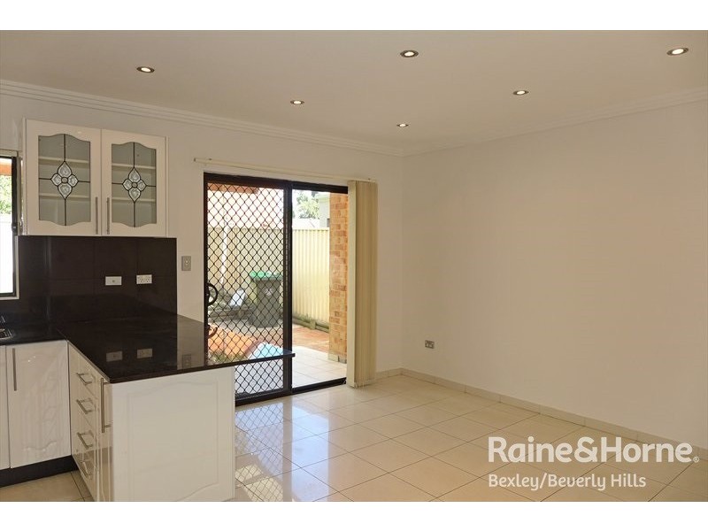 19 Ridgewell Street, Roselands NSW 2196