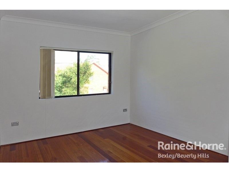 19 Ridgewell Street, Roselands NSW 2196