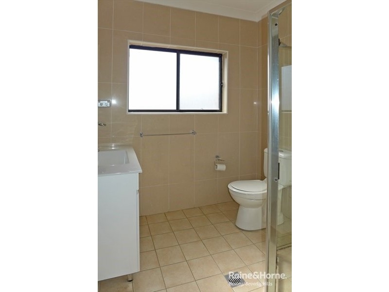 19 Ridgewell Street, Roselands NSW 2196