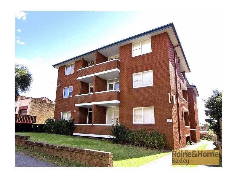 10/15 St. Albans Road, Kingsgrove NSW 2208