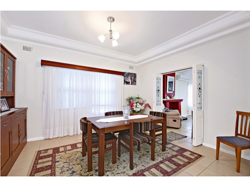 82 Woolcott street, Earlwood NSW 2206