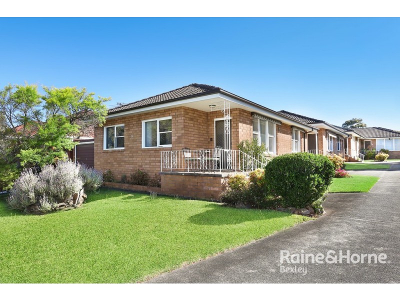 1/9 Albert Street, Bexley NSW 2207