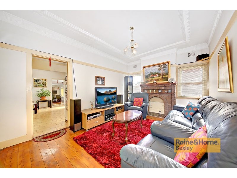 5a John Street, Bexley NSW 2207