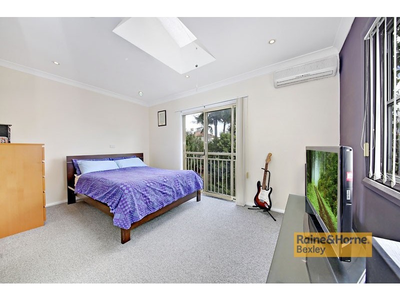 5a John Street, Bexley NSW 2207
