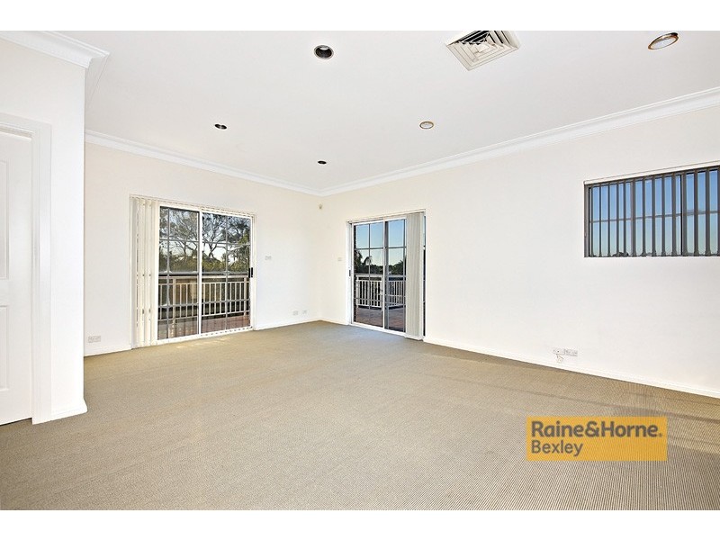 3 John Street, Bexley NSW 2207