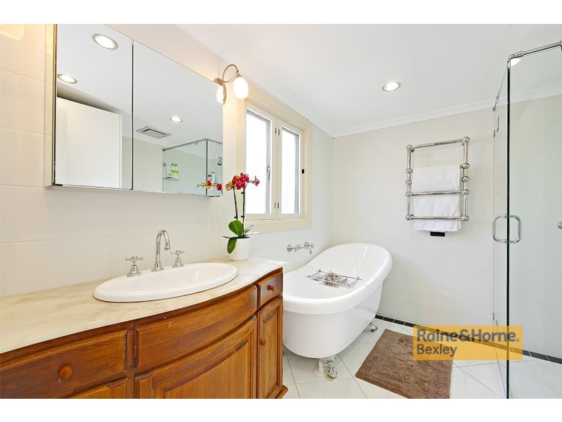 12 Stoney Creek Road, Bexley NSW 2207