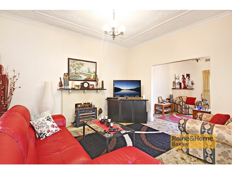 20 Locksley Road, Bexley NSW 2207