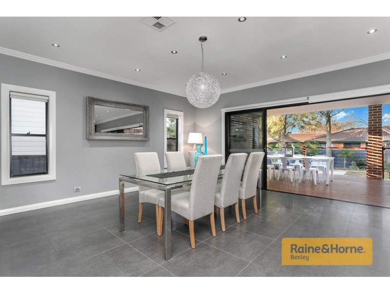 11 Mercury Street, Beverly Hills NSW 2209