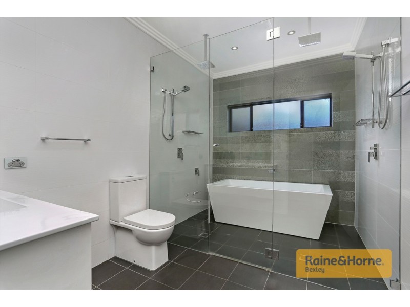 11 Mercury Street, Beverly Hills NSW 2209