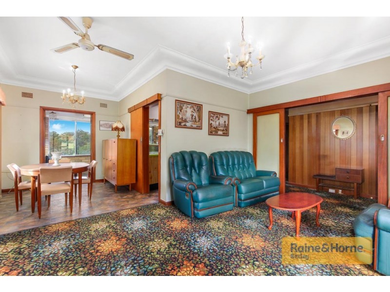 37 Fourth Avenue, Loftus NSW 2232