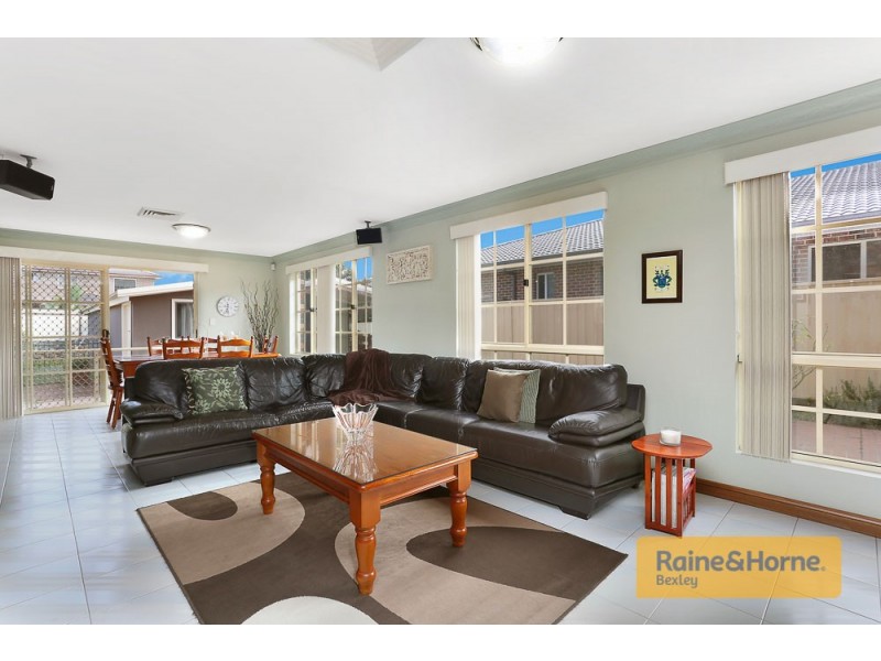 5 Heath Road, Blakehurst NSW 2221