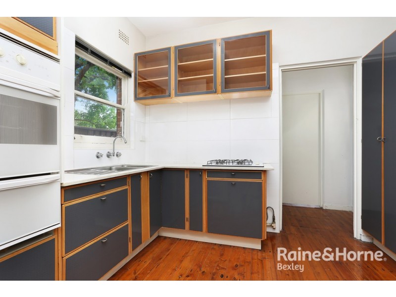 1/102 STONEY CREEK RD, Bexley NSW 2207