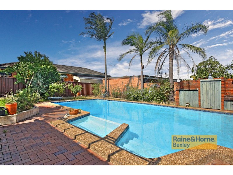 28 CARRINGTON ST, Bexley NSW 2207
