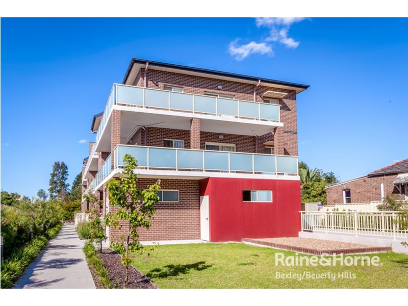 4/4 Bridge Road, Homebush NSW 2140