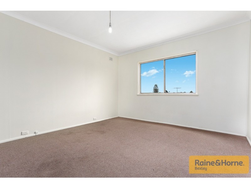 323 Forest Rd, Bexley NSW 2207
