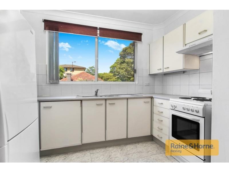 8/39 HARROW ROAD, Bexley NSW 2207