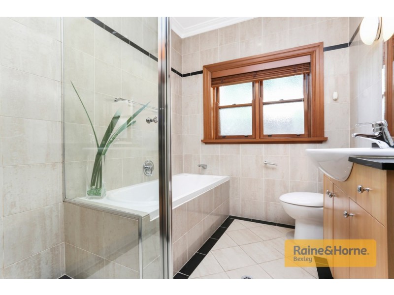 19 Daisy Avenue, Penshurst NSW 2222