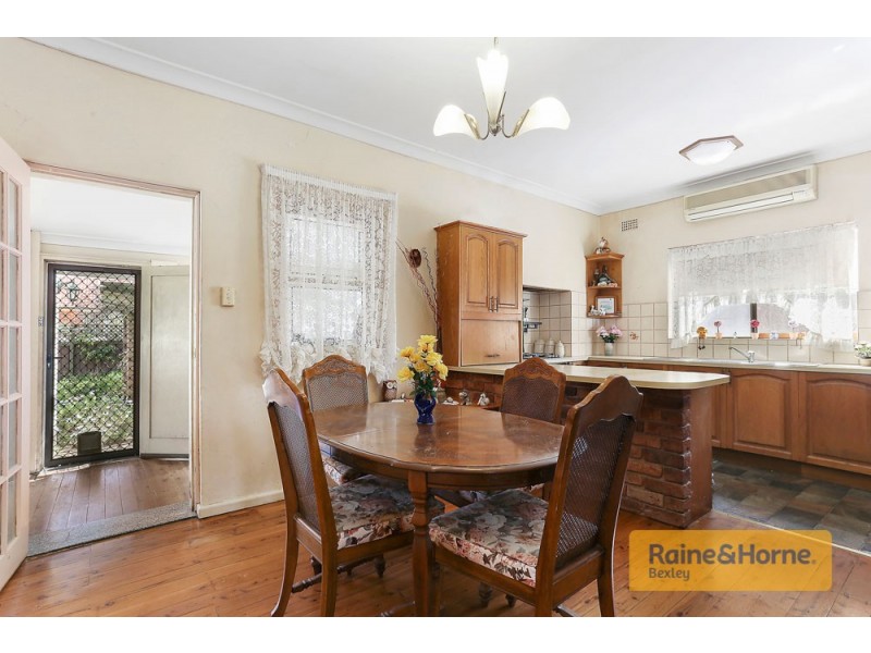 10 Leslie Road, Bexley NSW 2207