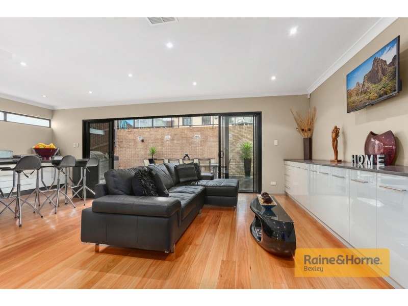 2 Wolli Creek Road, Banksia NSW 2216