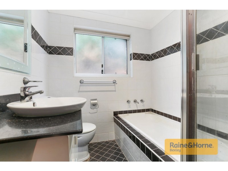 4/10 Monomeeth Street, Bexley NSW 2207