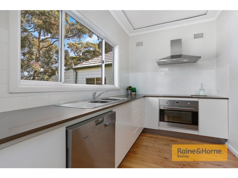 31 Chamberlain Road, Bexley NSW 2207