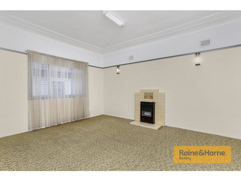 31 Eva Street, Roselands NSW 2196