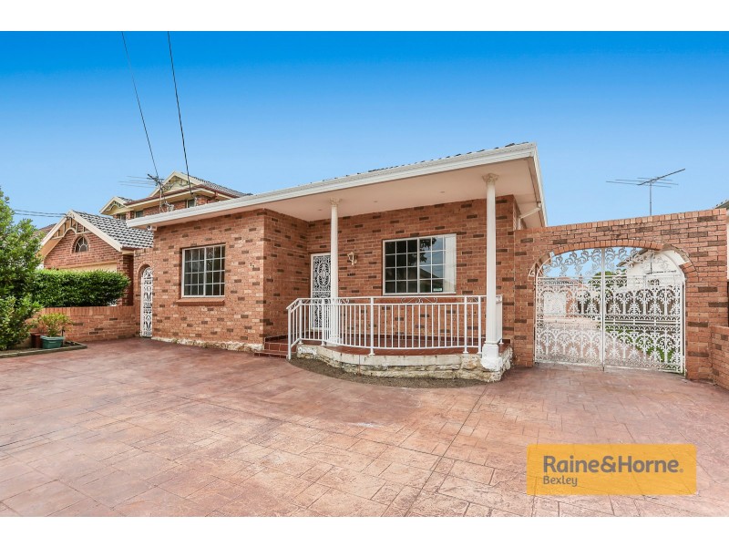 27 Highworth Avenue, Bexley NSW 2207