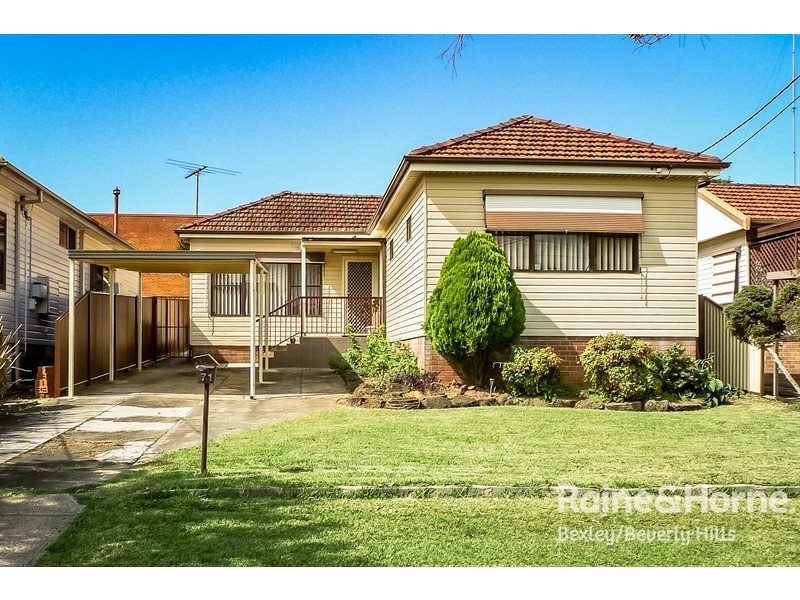 71 Glamis Street, Kingsgrove NSW 2208