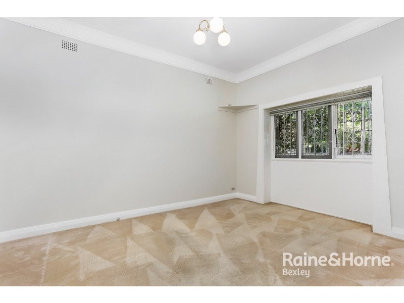 12 Inglethorpe Avenue, Kensington NSW 2033