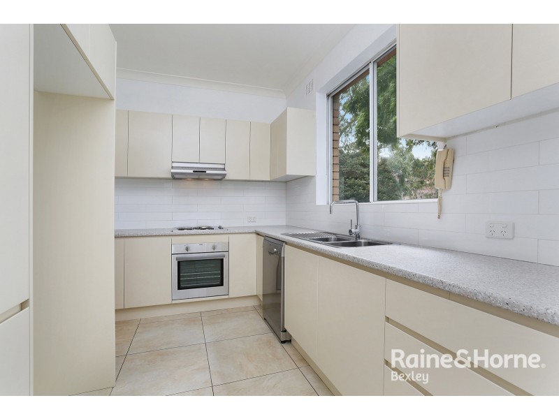 12/28 Garfield Street, Carlton NSW 2218