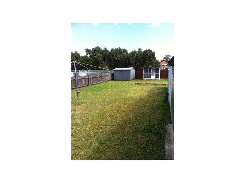 82 Woods Road, Sefton NSW 2162