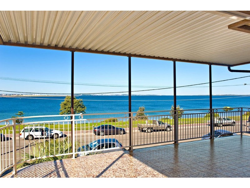 4 THE GRAND PDE, Brighton-le-sands NSW 2216