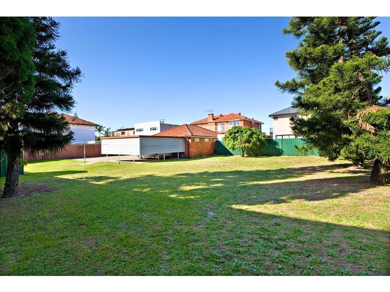 4 THE GRAND PDE, Brighton-le-sands NSW 2216