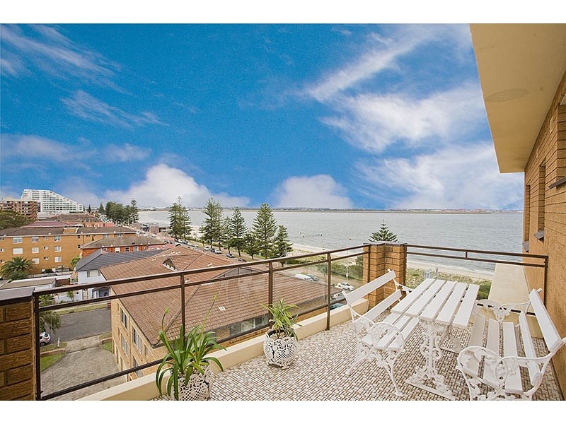 17/122 The Grand Parade, Brighton-le-sands NSW 2216