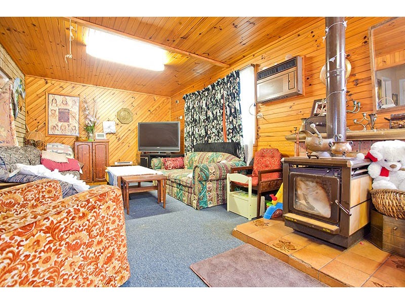 83 York Street, Tahmoor NSW 2573