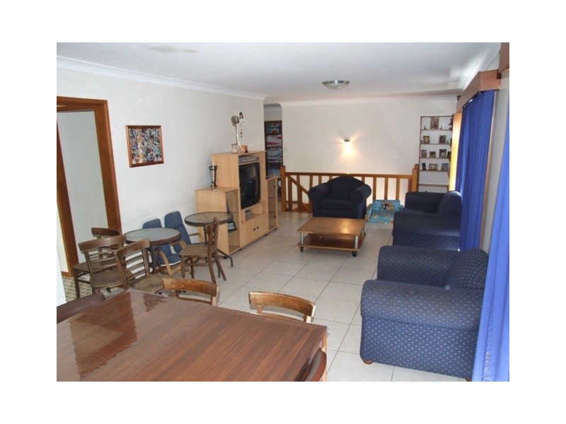 2  Lionel Avenue, Shoal Bay NSW 2315