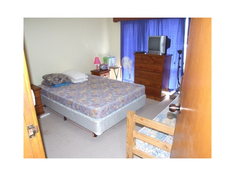 2  Lionel Avenue, Shoal Bay NSW 2315