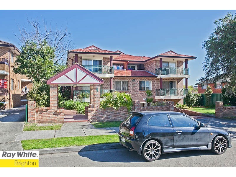 2/1  Sharp Street, Belmore NSW 2192